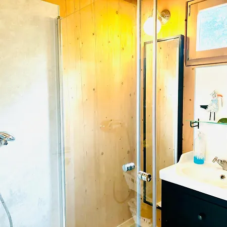 Stella's Holzchalet * سيكريتشن ام والرزي